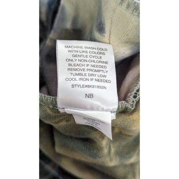 Freshman Girls Size S Green Black Flat Front Tie Dye Elastic Waist  Sweat Shorts - Picture 9 of 9